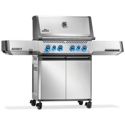 Napoleon Prestige 500 Stainless Steel Gas Grill